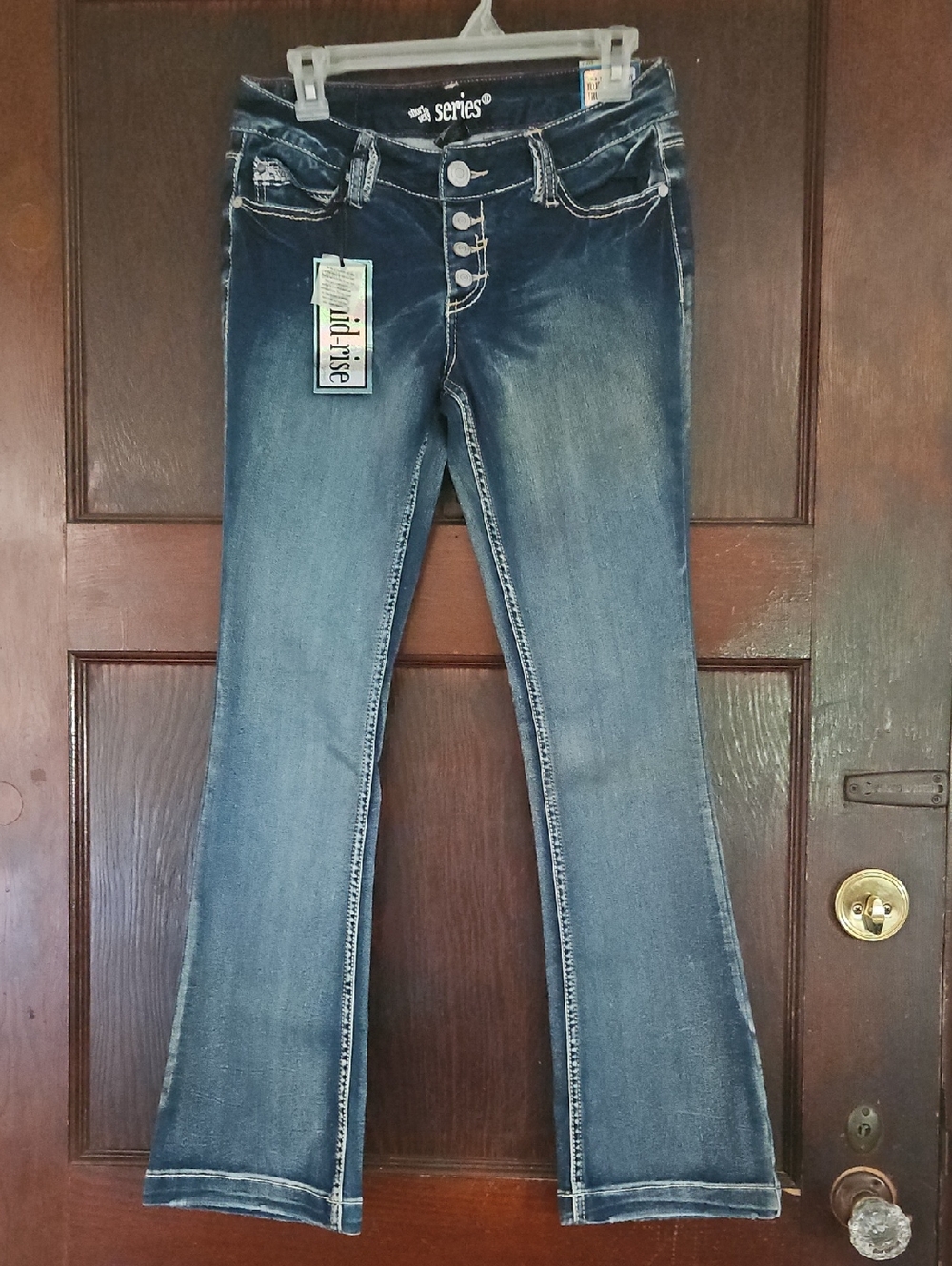 Women's Mid-Rise Flare Jeans in Dark Blue Wash